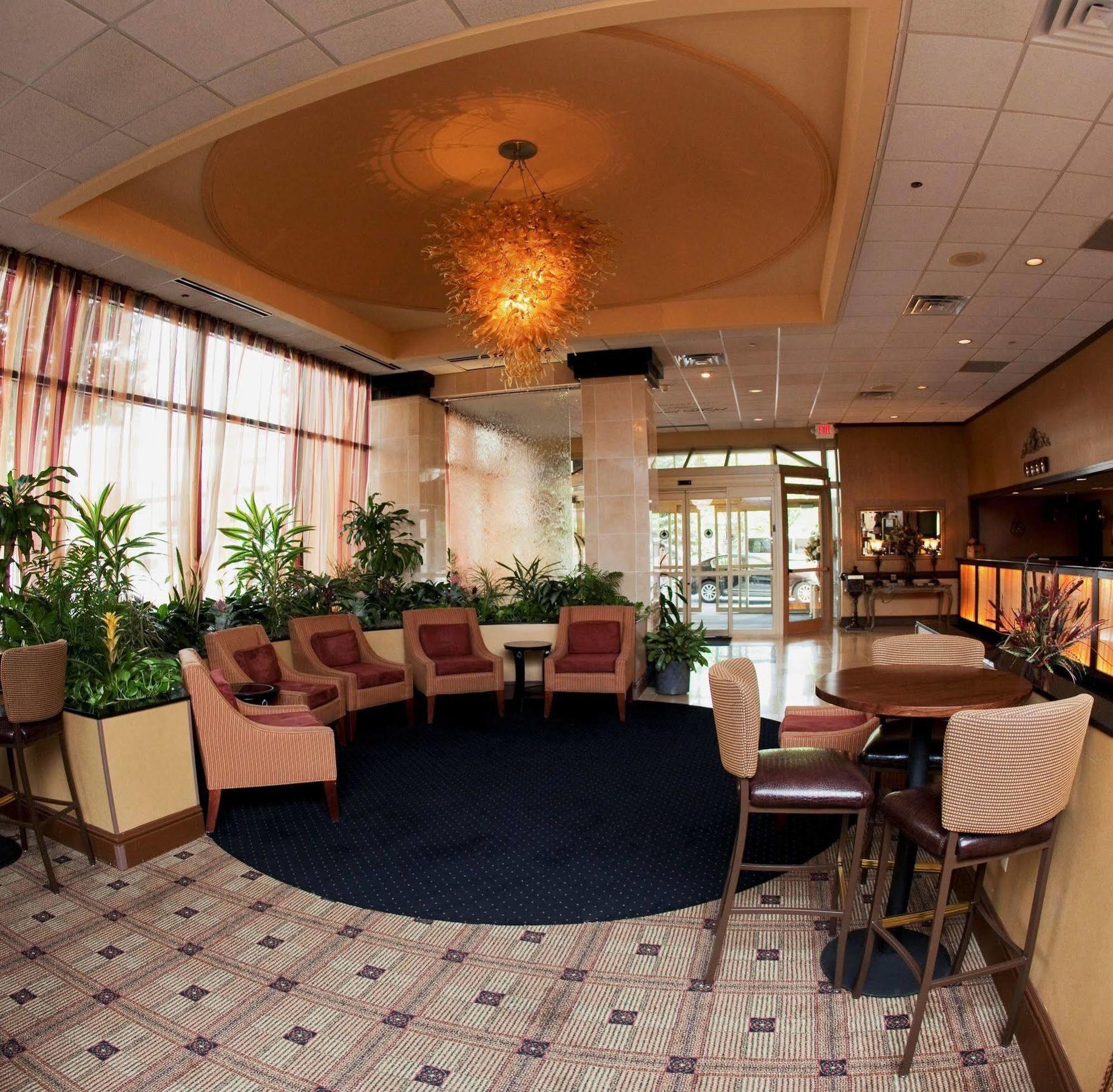 Doubletree By Hilton Poughkeepsie Hotel Exterior foto