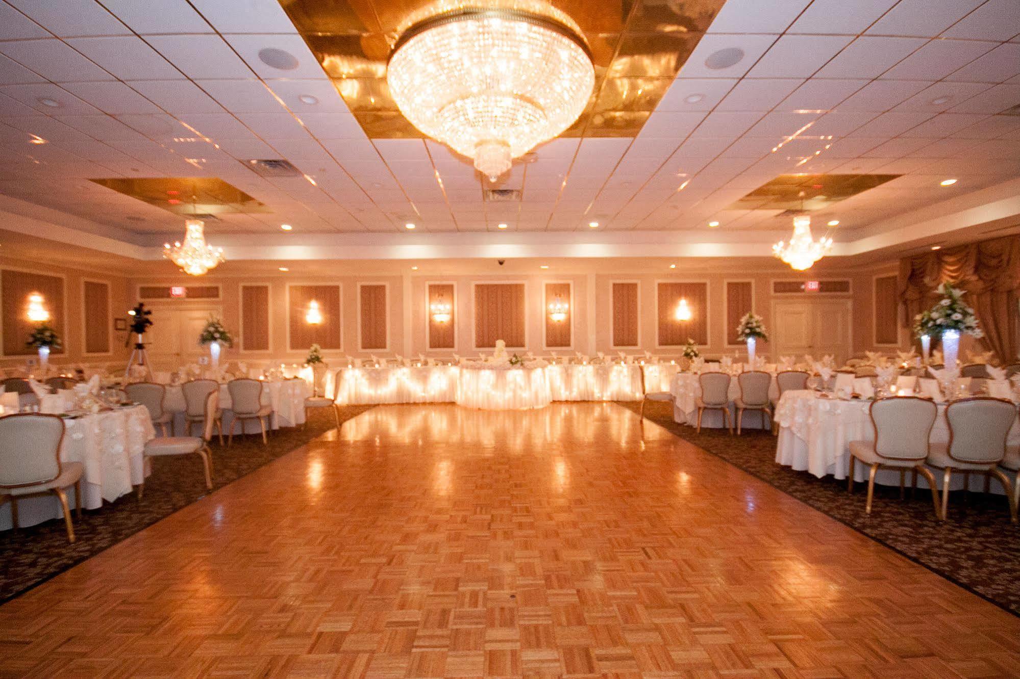 Doubletree By Hilton Poughkeepsie Hotel Exterior foto